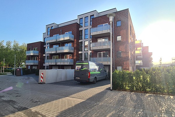 Mehrfamilienhaus 1